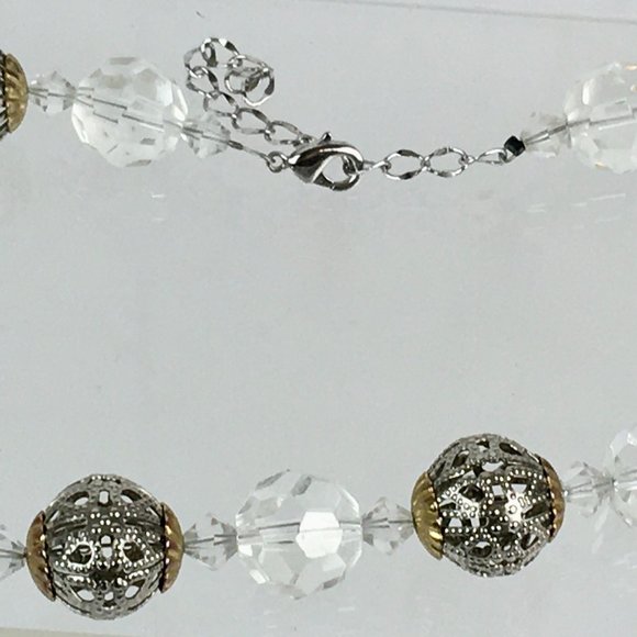 Vintage Faceted Crystal Beads and Filagree Metal Beaded Necklace Jewelry - Picture 6 of 6